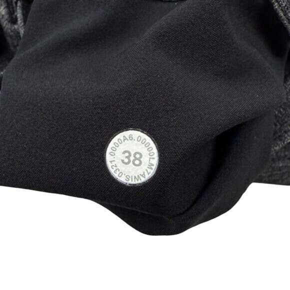 Lululemon Commission Classic-Fit Short 5" Ventlight In Heathered Black Size 38 - Picture 9 of 9